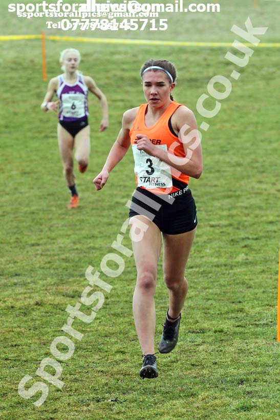 Womens under-20 Northern Cross Country Champs., Camp Hill Estate, Kirklington.  Photo: David T. Hewitson/Sports for All Pics
